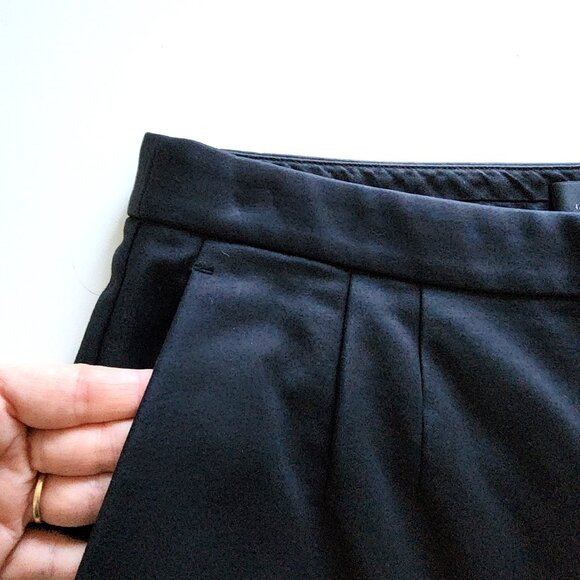 Aritzia Babaton black dress pants - Picture 3 of 10